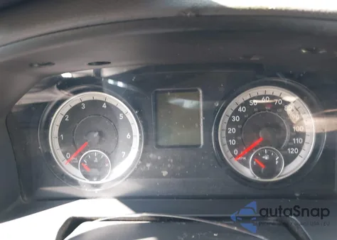 2017 Ram 1500 Slt z USA, uszkodzony, nr VIN 1C6RR7TT2HS716627